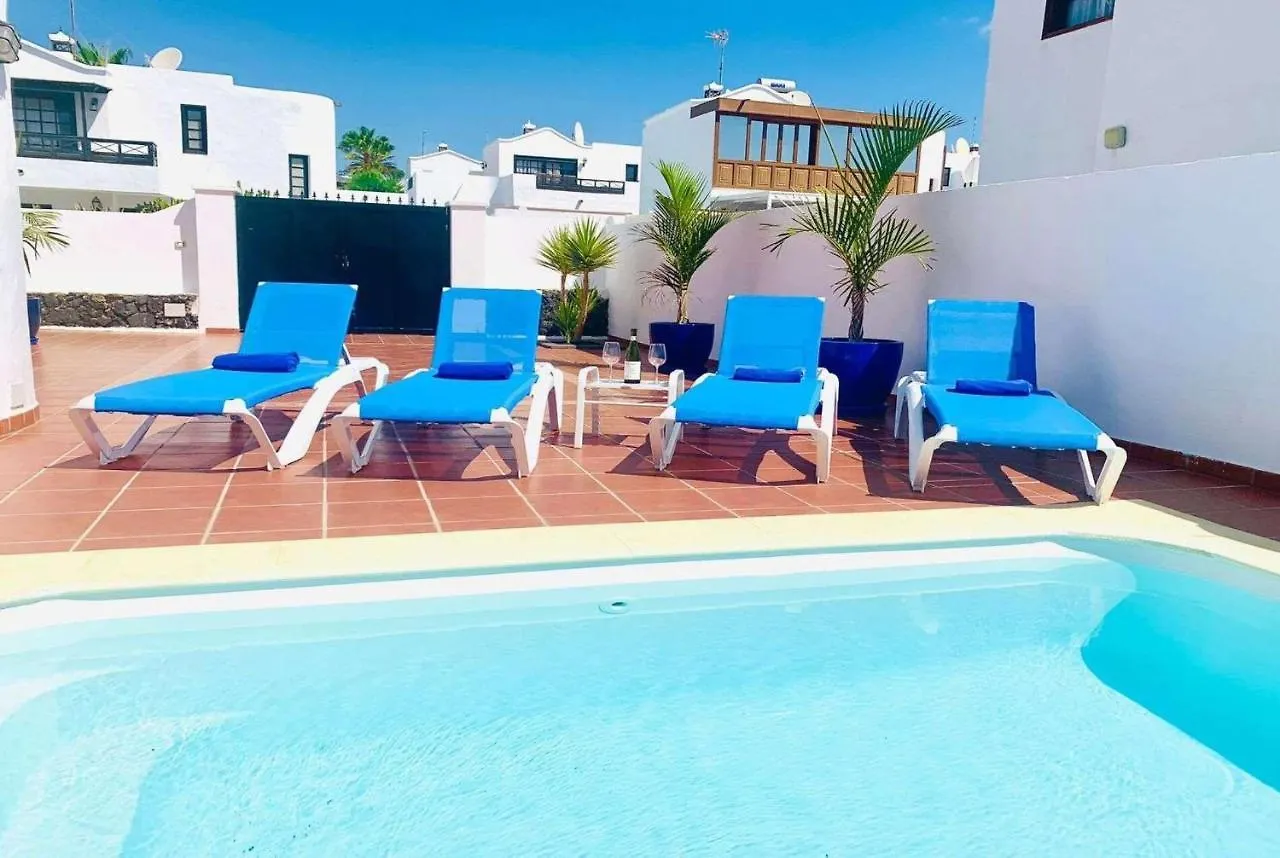 Paraiso Puerto del Carmen  0*, Puerto del Carmen (Lanzarote) Spain