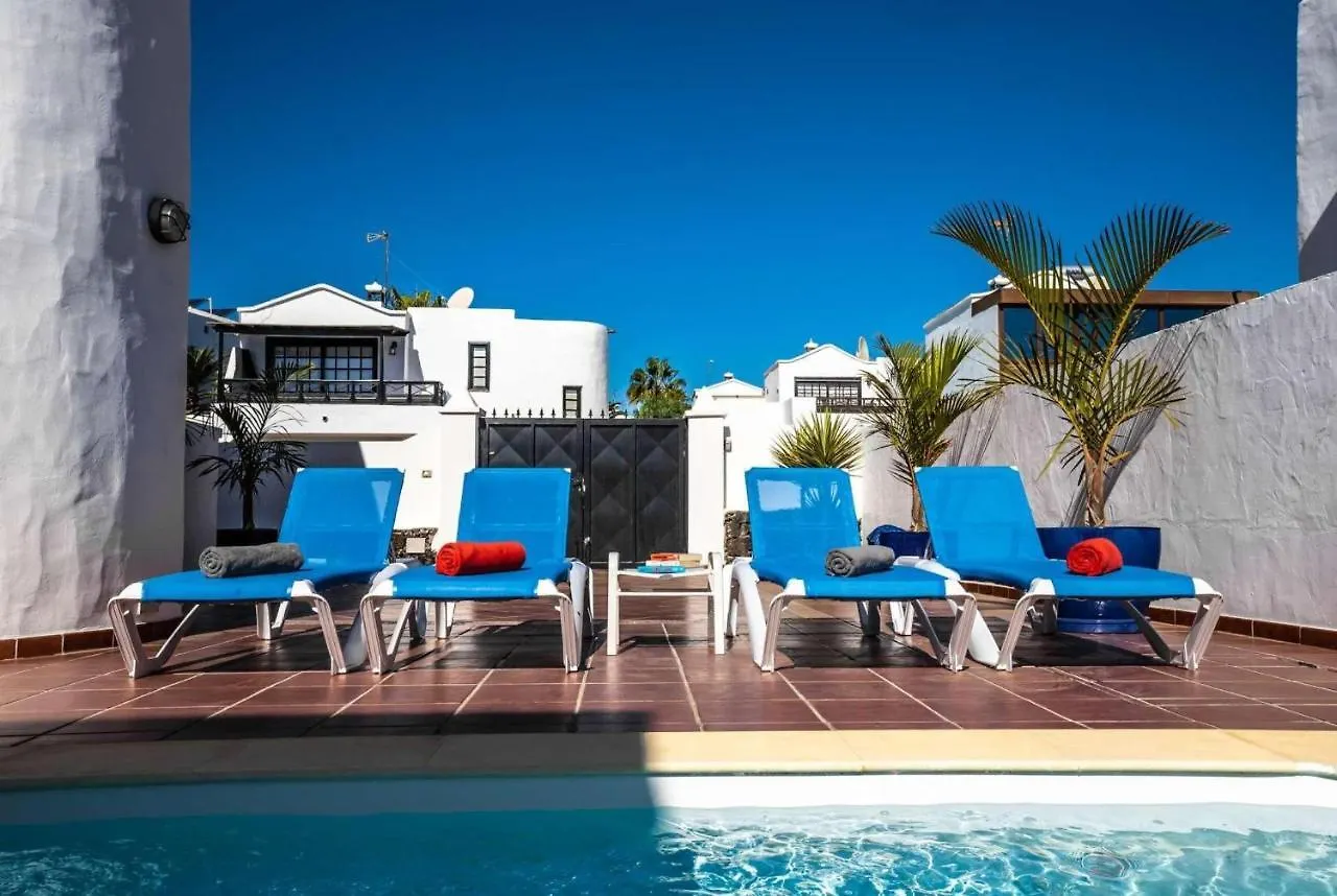 Paraiso Puerto del Carmen  0*, Puerto del Carmen (Lanzarote) Spain